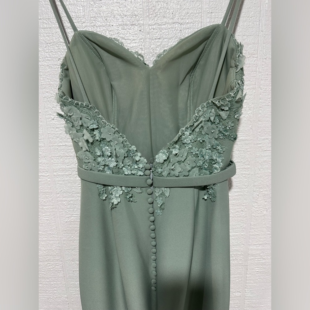Portia & Scarlett floral appliqué bridesmaid/ formal gown sage green size S - Picture 4 of 14